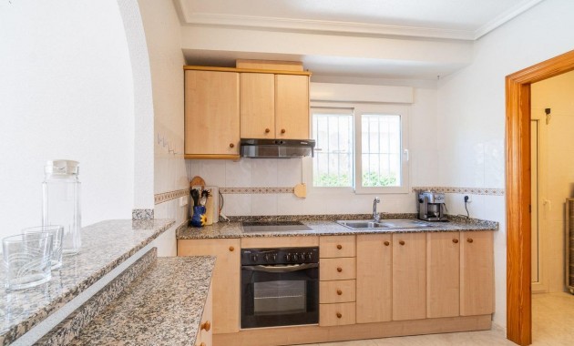 Sale - Villa -
Orihuela Costa - Playa Flamenca