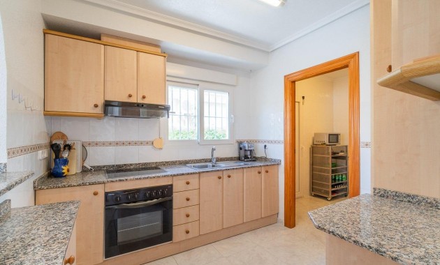 Sale - Villa -
Orihuela Costa - Playa Flamenca