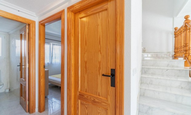 Sale - Villa -
Orihuela Costa - Playa Flamenca