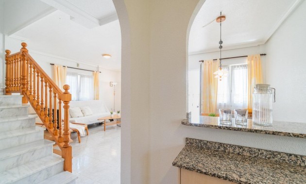 Sale - Villa -
Orihuela Costa - Playa Flamenca