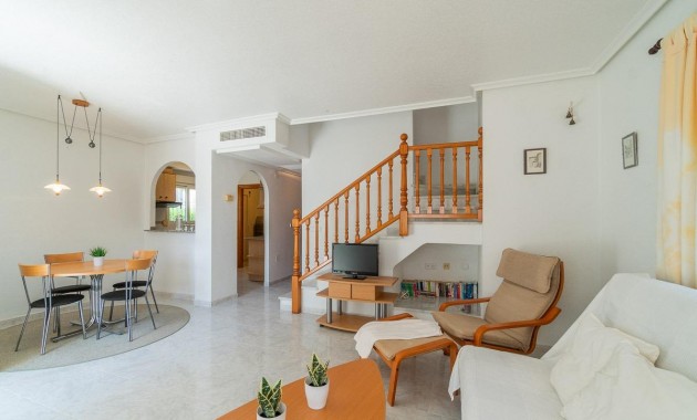 Sale - Villa -
Orihuela Costa - Playa Flamenca
