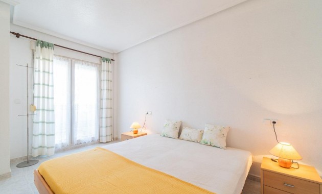 Sale - Villa -
Orihuela Costa - Playa Flamenca