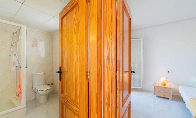Sale - Villa -
Orihuela Costa - Playa Flamenca