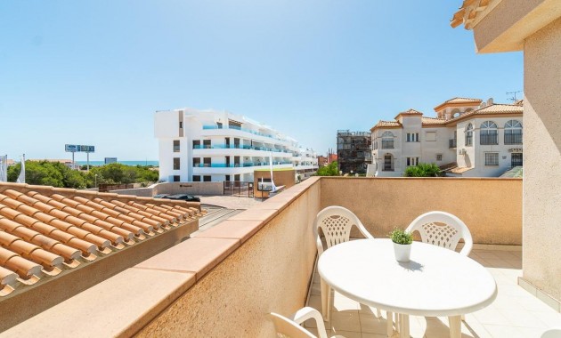 Sale - Villa -
Orihuela Costa - Playa Flamenca