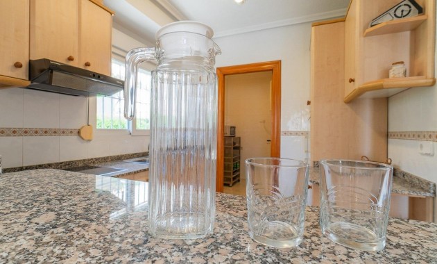Sale - Villa -
Orihuela Costa - Playa Flamenca