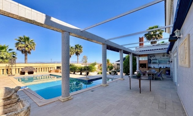 Resale - Country house -
San Fulgencio - La Marina