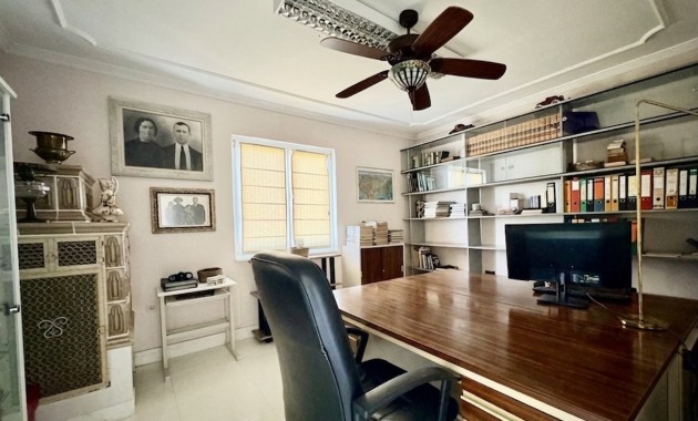 Resale - Country house -
San Fulgencio - La Marina