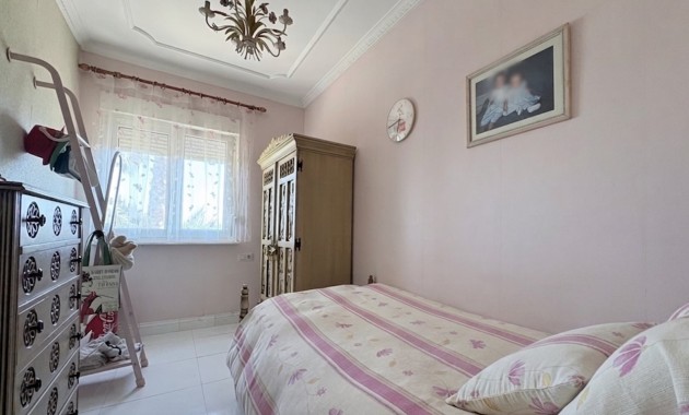 Resale - Country house -
San Fulgencio - La Marina