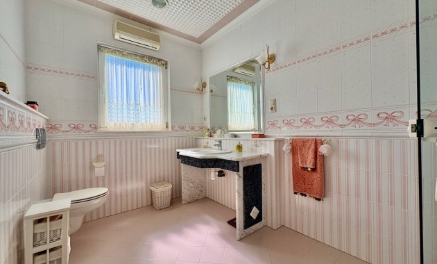 Resale - Country house -
San Fulgencio - La Marina