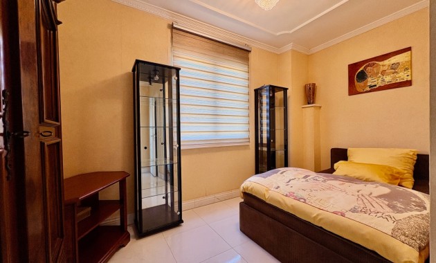 Resale - Country house -
San Fulgencio - La Marina