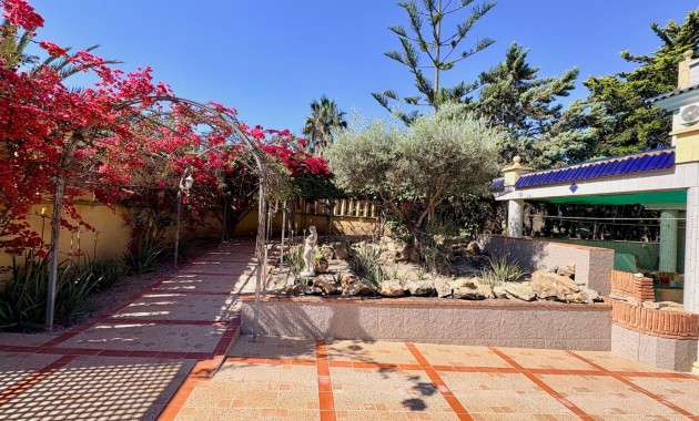 Resale - Country house -
San Fulgencio - La Marina