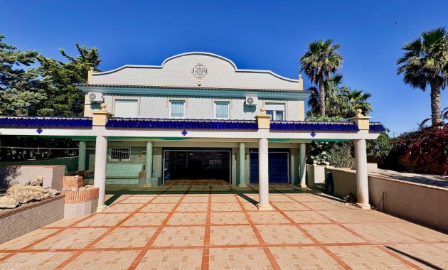 Resale - Country house -
San Fulgencio - La Marina