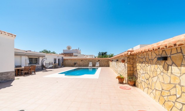 Venta - Villa -
Torrevieja - Torreta florida