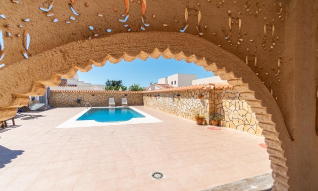 Venta - Villa -
Torrevieja - Torreta florida