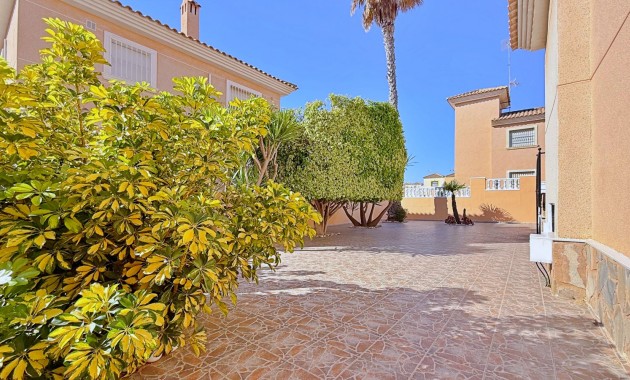 Venta - Villa -
Orihuela - Orihuela Costa