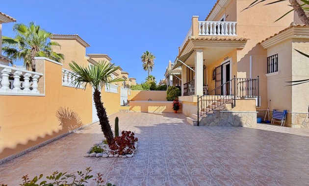 Venta - Villa -
Orihuela - Orihuela Costa