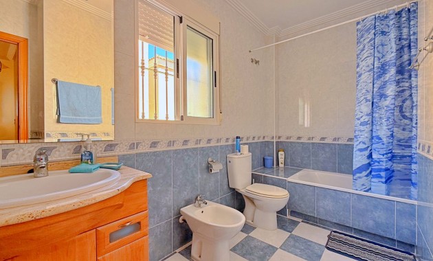 Venta - Villa -
Orihuela - Orihuela Costa