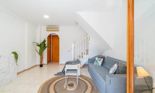 Resale - Bungalow -
Torrevieja - La Siesta - El Salado - Torreta