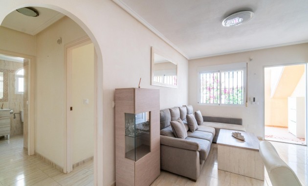 Sale - Bungalow -
Orihuela Costa - Los Dolses