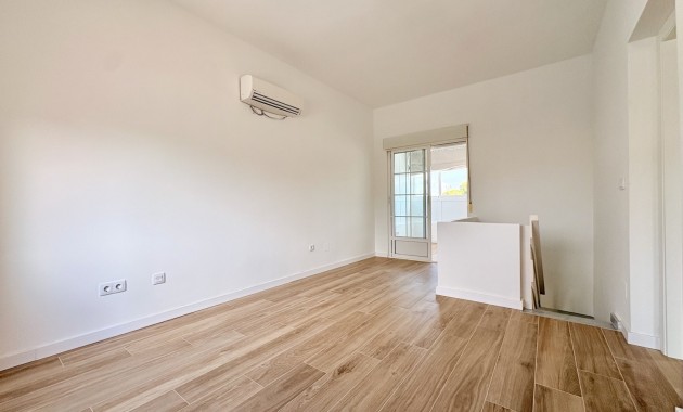 Resale - Einfamilienhaus -
Orihuela - Los Balcones