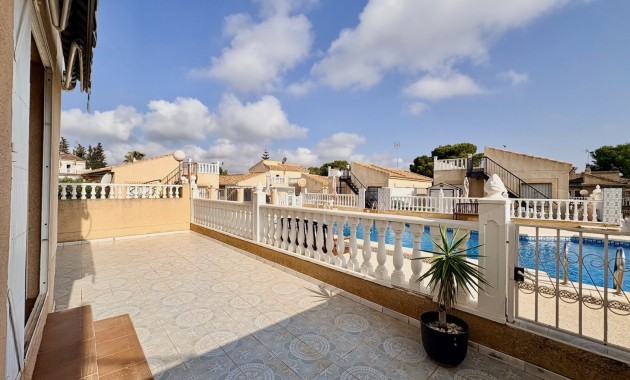 Resale - Einfamilienhaus -
Orihuela - Los Balcones