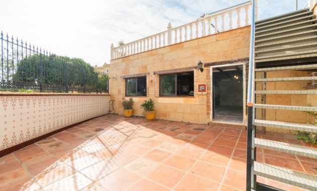 Venta - Villa -
Torrevieja - Los altos