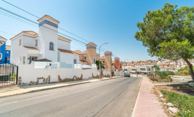 Sale - Villa -
San Miguel de Salinas - Las filipinas