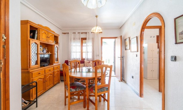 Resale - Wohnung -
Torrevieja - Torreblanca
