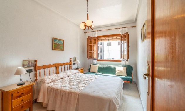 Resale - Wohnung -
Torrevieja - Torreblanca