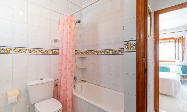 Resale - Wohnung -
Torrevieja - Torreblanca