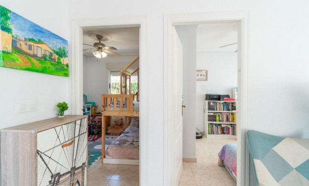 Resale - Villa -
Orihuela Costa - Punta Prima