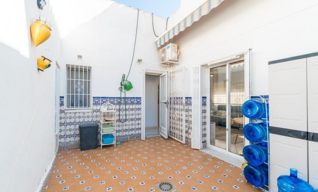 Resale - Villa -
Orihuela Costa - Punta Prima