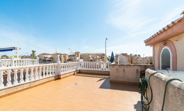 Resale - Villa -
Orihuela Costa - Punta Prima