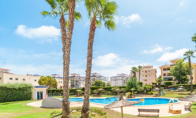 Alquiler a largo plazo - Flat -
Torrevieja - La Mata