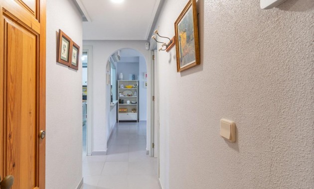 Resale - Wohnung -
Orihuela Costa - Campoamor