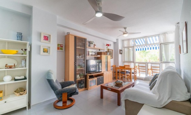 Resale - Wohnung -
Orihuela Costa - Campoamor