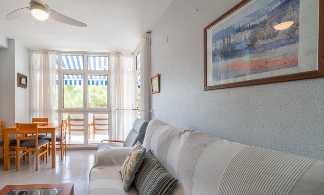 Resale - Wohnung -
Orihuela Costa - Campoamor