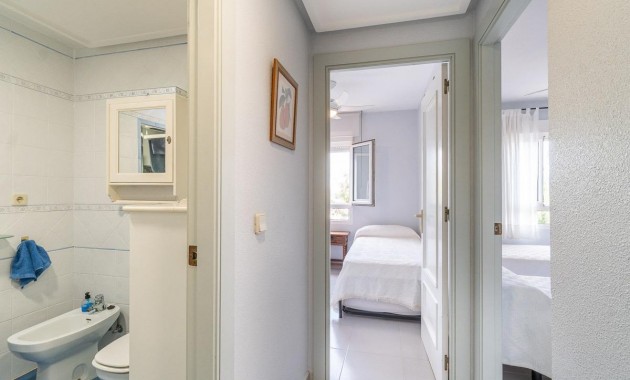 Resale - Wohnung -
Orihuela Costa - Campoamor