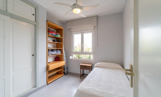Resale - Wohnung -
Orihuela Costa - Campoamor