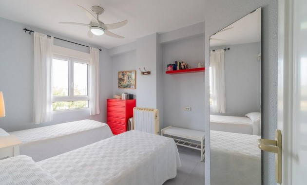 Resale - Wohnung -
Orihuela Costa - Campoamor