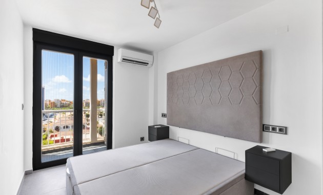 Resale - Wohnung -
Torrevieja - Rocio del mar
