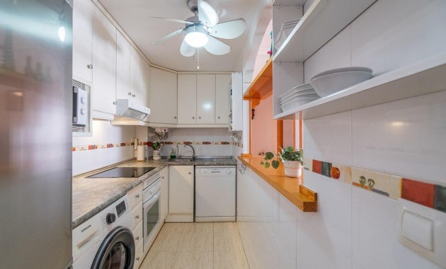 Alquiler a largo plazo - Flat -
Torrevieja - La Mata