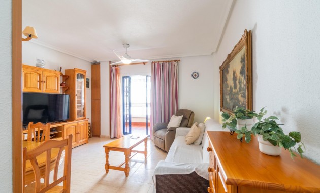 Alquiler a largo plazo - Flat -
Torrevieja - La Mata