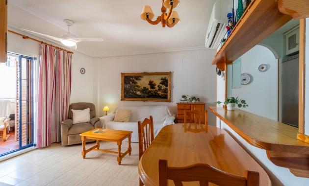 Alquiler a largo plazo - Flat -
Torrevieja - La Mata