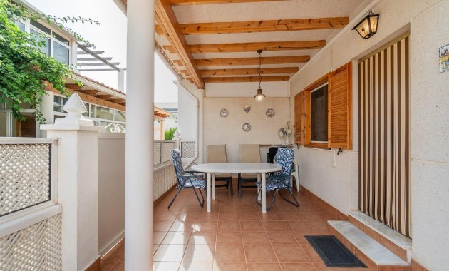 Sale - Villa -
Orihuela Costa - Playa Flamenca