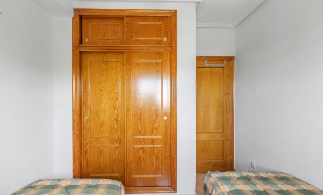 Sale - Apartment -
Orihuela - Villamartin