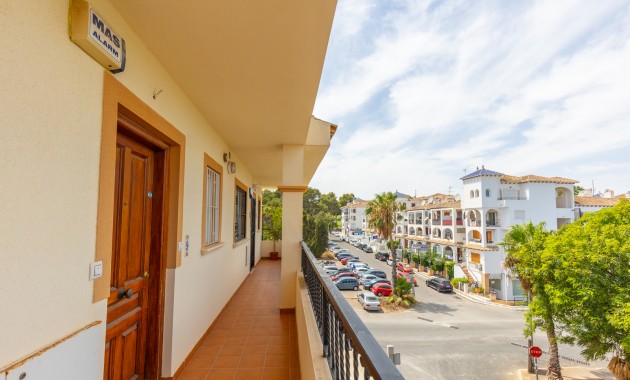 Sale - Apartment -
Orihuela - Villamartin