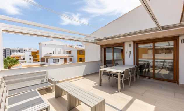 Sale - Apartment -
Torrevieja - Punta prima