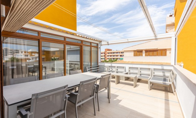 Sale - Apartment -
Torrevieja - Punta prima