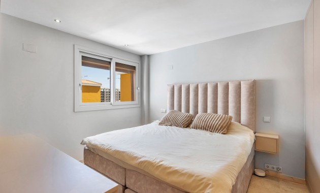 Sale - Apartment -
Torrevieja - Punta prima